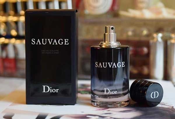 Thiết kế chai nước hoa Dior Sauvage EDT 100ml bí ẩn, nam tính
